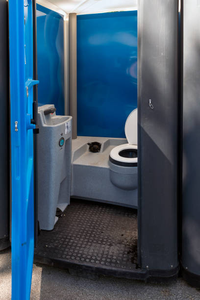 Best Porta potty rental near me  in Silver Lake, KS